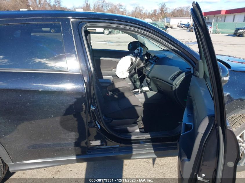 2019 MITSUBISHI OUTLANDER SPORT 2.0 ES - JA4AP3AU7KU017029