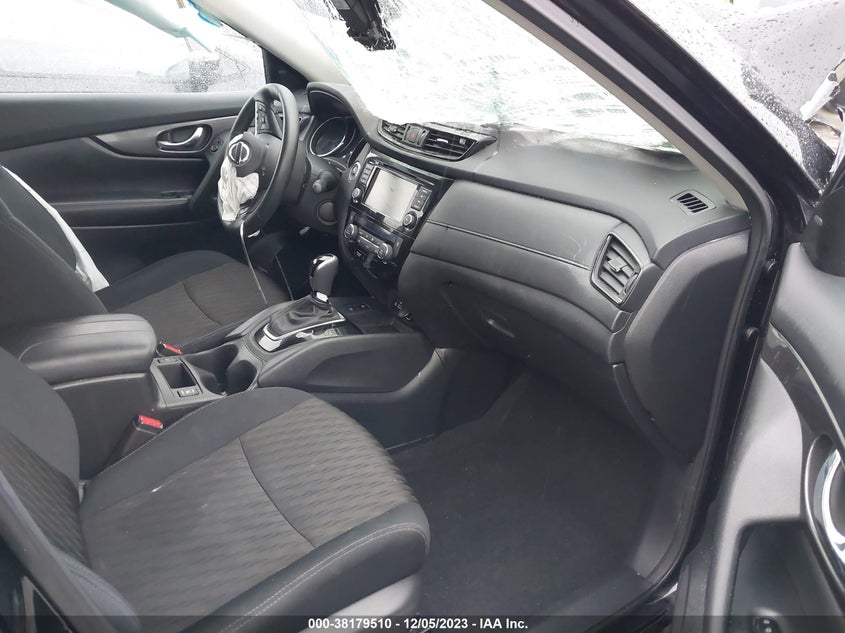 VIN 5N1AT2MV2KC799712 2019 NISSAN ROGUE SV