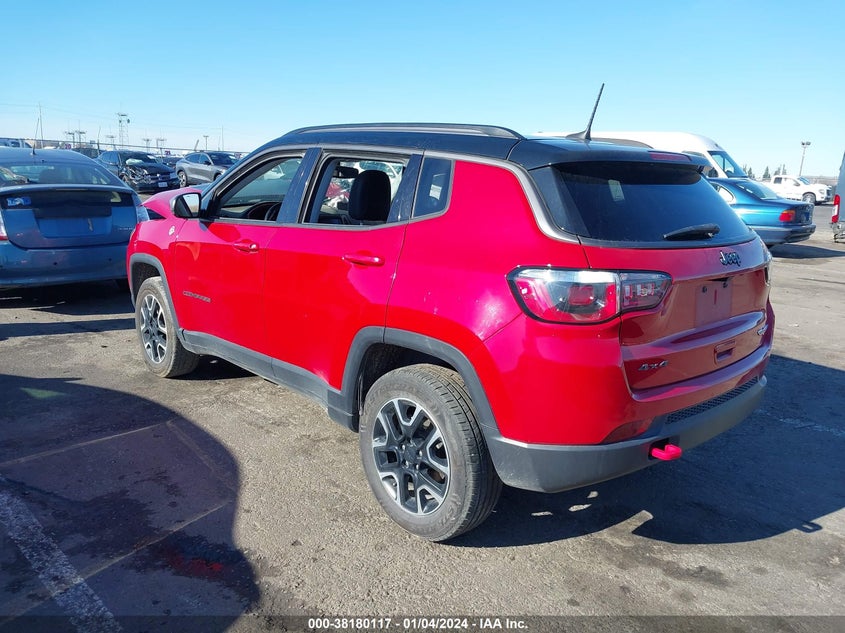 VIN 3C4NJDDB2LT136904 2020 JEEP COMPASS TRAILHAWK
