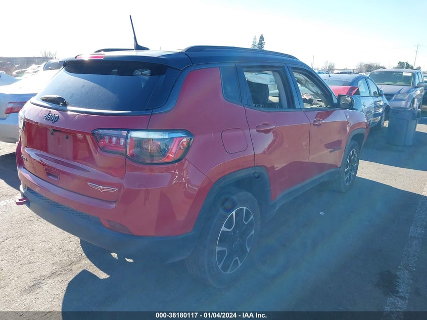 VIN 3C4NJDDB2LT136904 2020 JEEP COMPASS TRAILHAWK