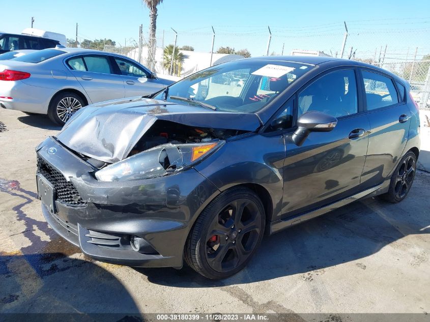 VIN 3FADP4GX4JM135073 2018 FORD FIESTA ST