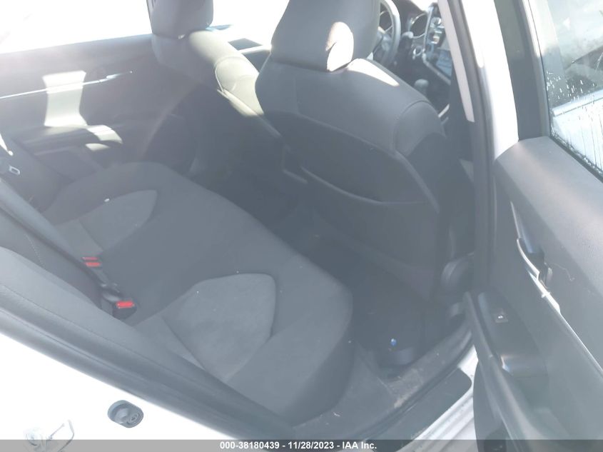 2018 TOYOTA CAMRY L/LE/XLE/SE/XSE - 4T1B11HK5JU612928