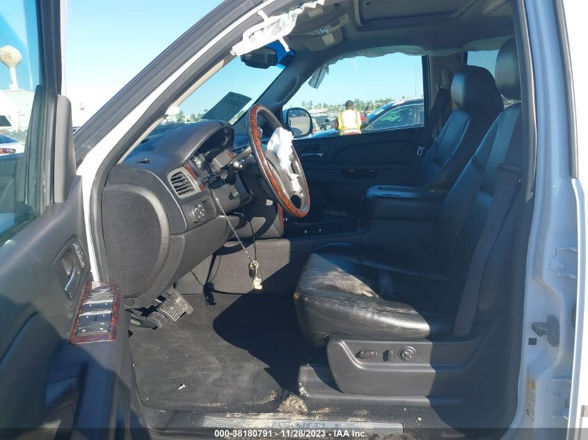 2013 GMC YUKON XL 1500 DENALI 1GKS1MEF8DR185561