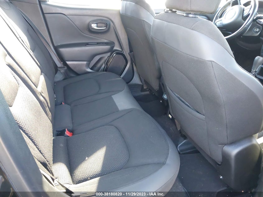 VIN ZACCJABB0JPH08887 2018 JEEP RENEGADE LATITUDE