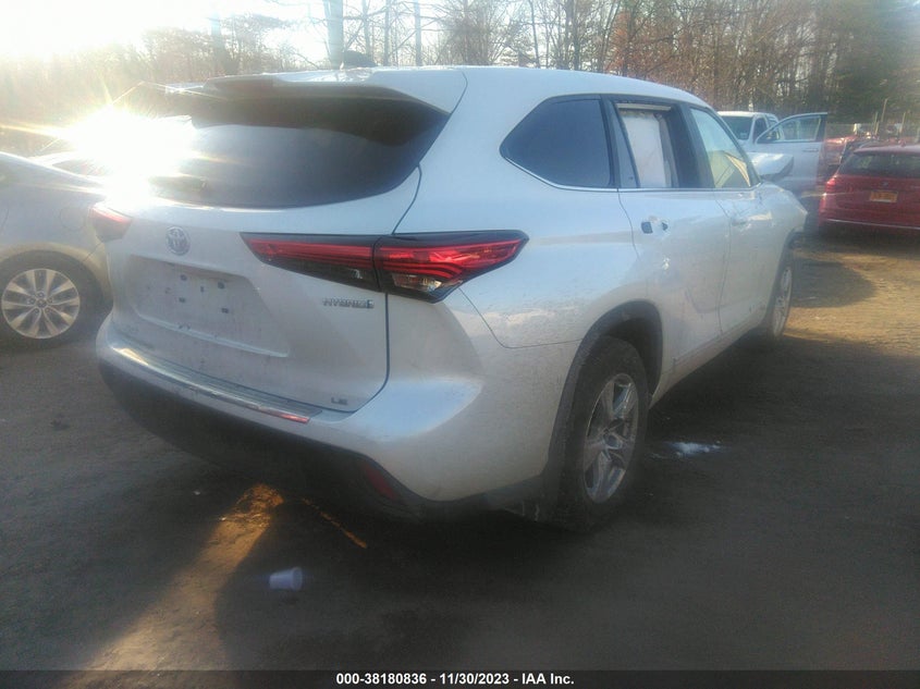 VIN 5TDBBRCH2PS109656 2023 TOYOTA HIGHLANDER HYBRID LE