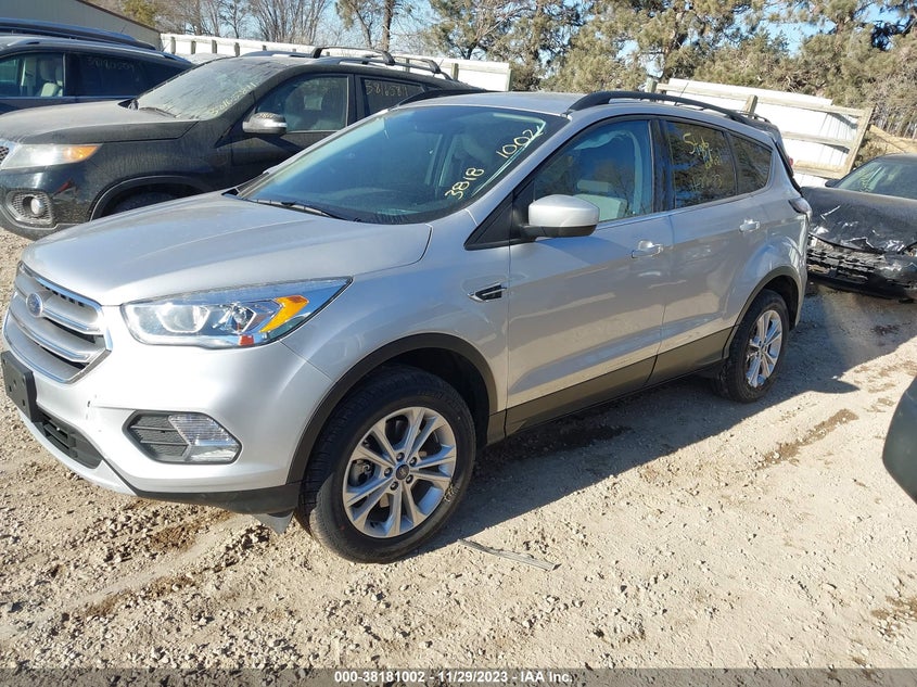 VIN 1FMCU9G96HUD66331 2017 FORD ESCAPE SE