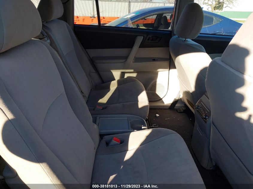 2013 TOYOTA HIGHLANDER PLUS/SE - 5TDBK3EH9DS241738