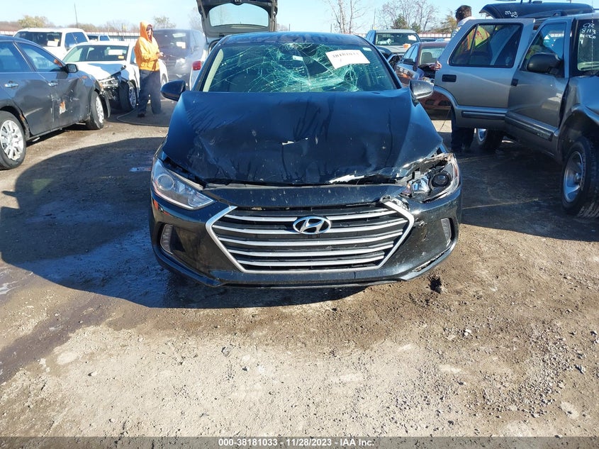 VIN 5NPD84LF1HH059235 2017 HYUNDAI ELANTRA SE