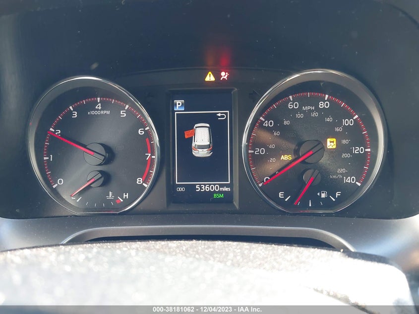 VIN JTMNFREV9JD125652 2018 TOYOTA RAV4 SE