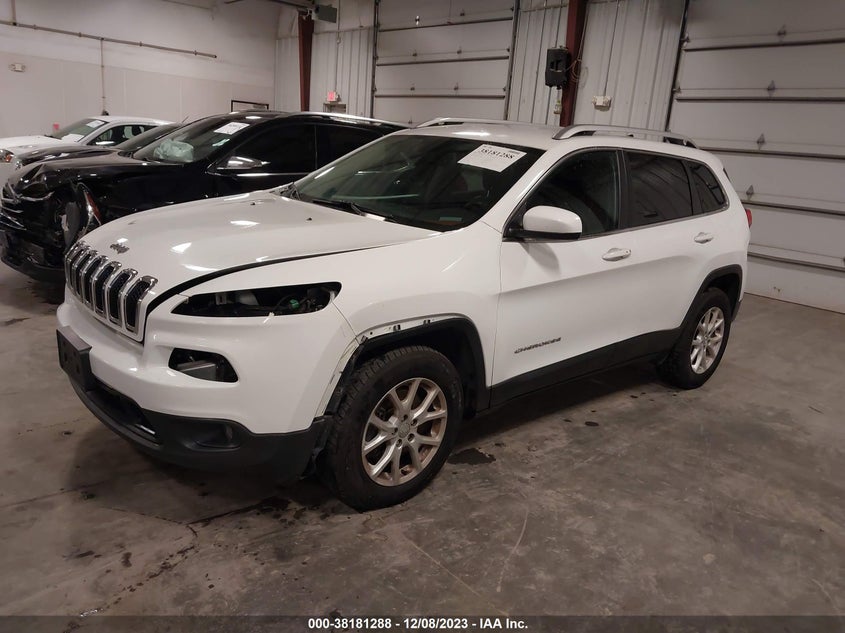 VIN 1C4PJMLB8JD529559 2018 JEEP CHEROKEE LATITUDE PLUS 4X4
