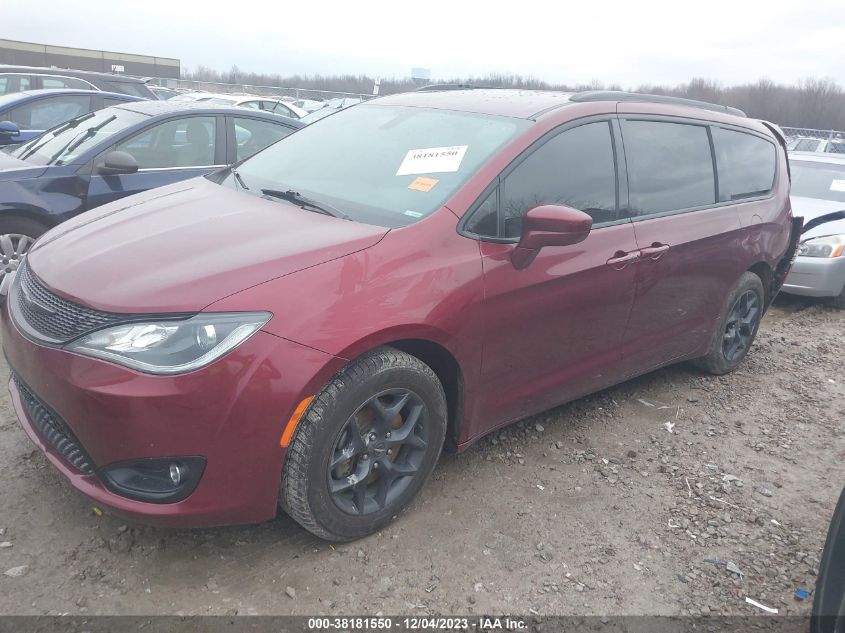 VIN 2C4RC1BG1JR294367 2018 CHRYSLER PACIFICA TOURING L