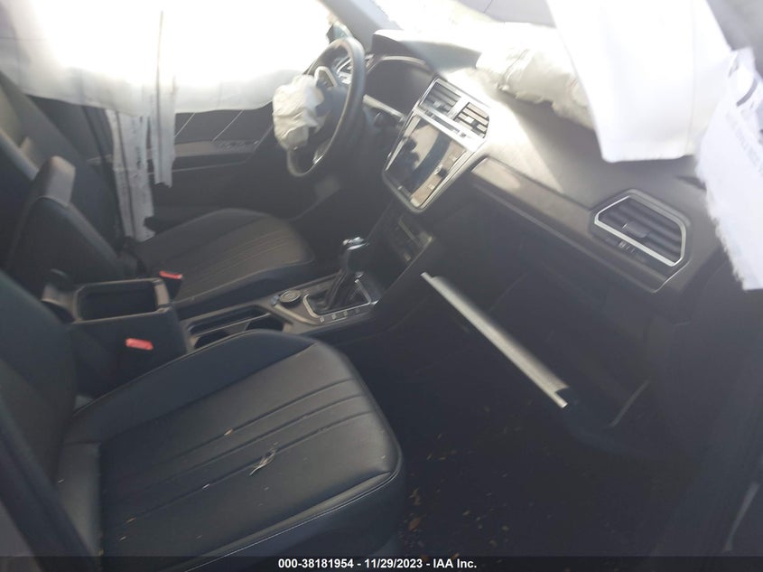 VIN 3VV2B7AX9PM067616 2023 VOLKSWAGEN TIGUAN SE