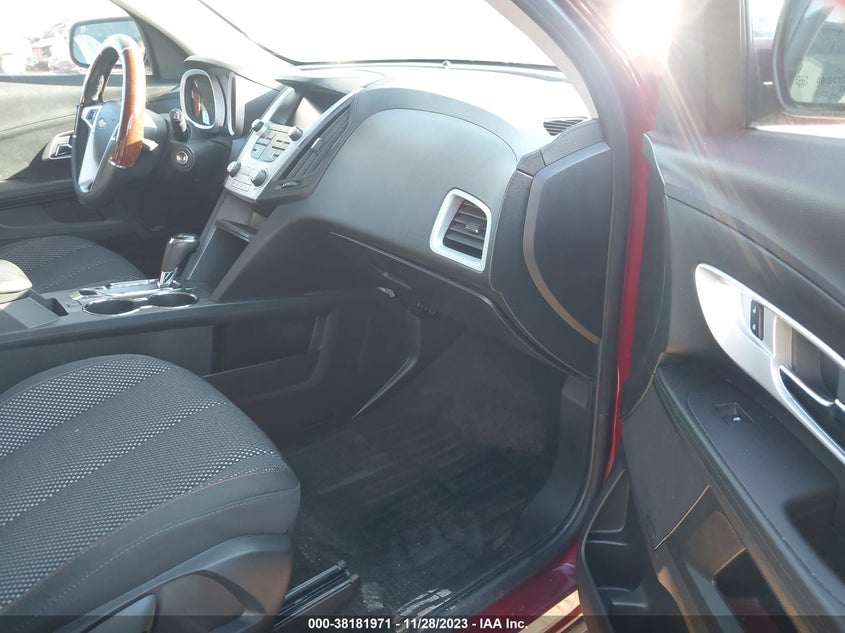 VIN 2GNFLFEK8H6236792 2017 CHEVROLET EQUINOX LT