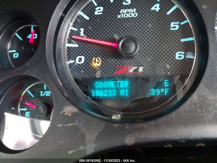 2013 CHEVROLET SUBURBAN 1500 LT 1GNSKJE70DR292546