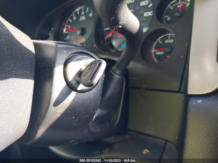 2013 CHEVROLET SUBURBAN 1500 LT 1GNSKJE70DR292546