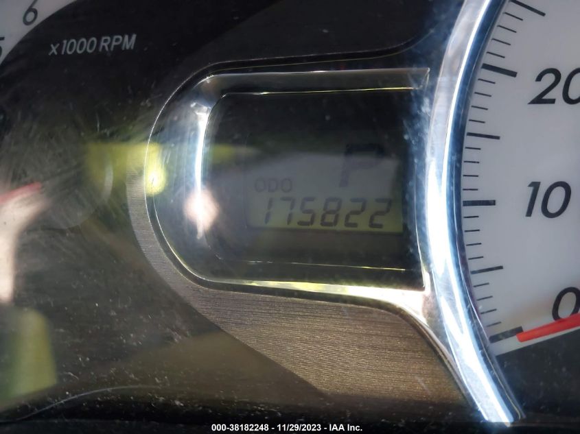 2013 TOYOTA SIENNA SE 8 PASSENGER - 5TDXK3DC9DS312884
