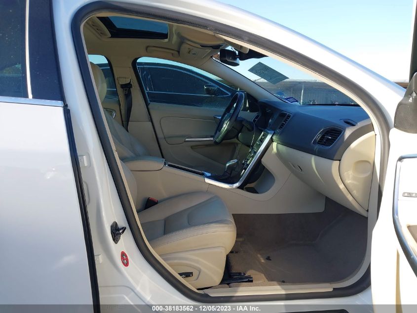 2013 VOLVO S60 T5/T5 PLATINUM - YV1612FS2D2217453