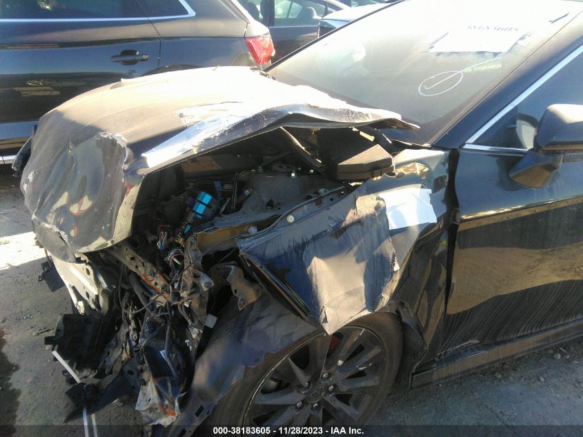 2019 TOYOTA CAMRY LE - 4T1B11HK8KU233830