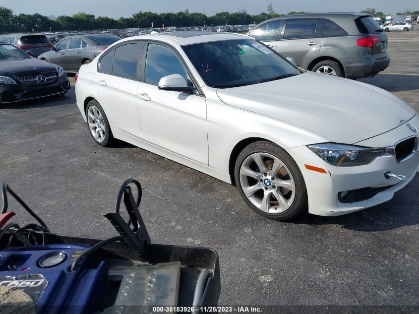 2014 BMW 320I XDRIVE - WBA3C3G5XENR25044