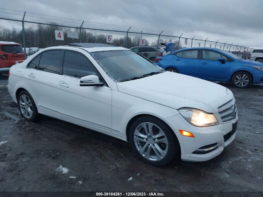 2013 MERCEDES-BENZ C 300 LUXURY 4MATIC - WDDGF8AB4DR283828