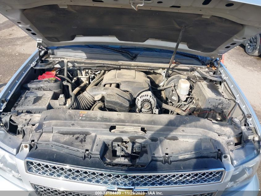 2013 CHEVROLET SUBURBAN 1500 LT 1GNSKJE79DR138966