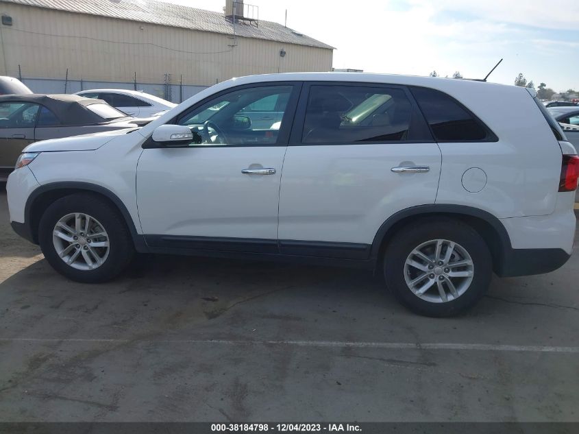 2015 KIA SORENTO LX - 5XYKT3A61FG558060