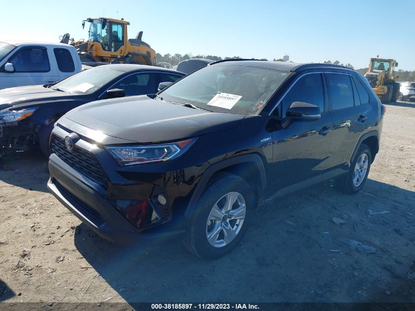 2021 TOYOTA RAV4 XLE - 4T3RWRFV6MU041392