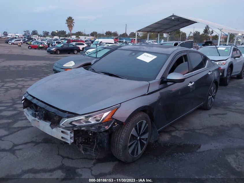 VIN 1N4BL4DV9KC121002 2019 NISSAN ALTIMA SV