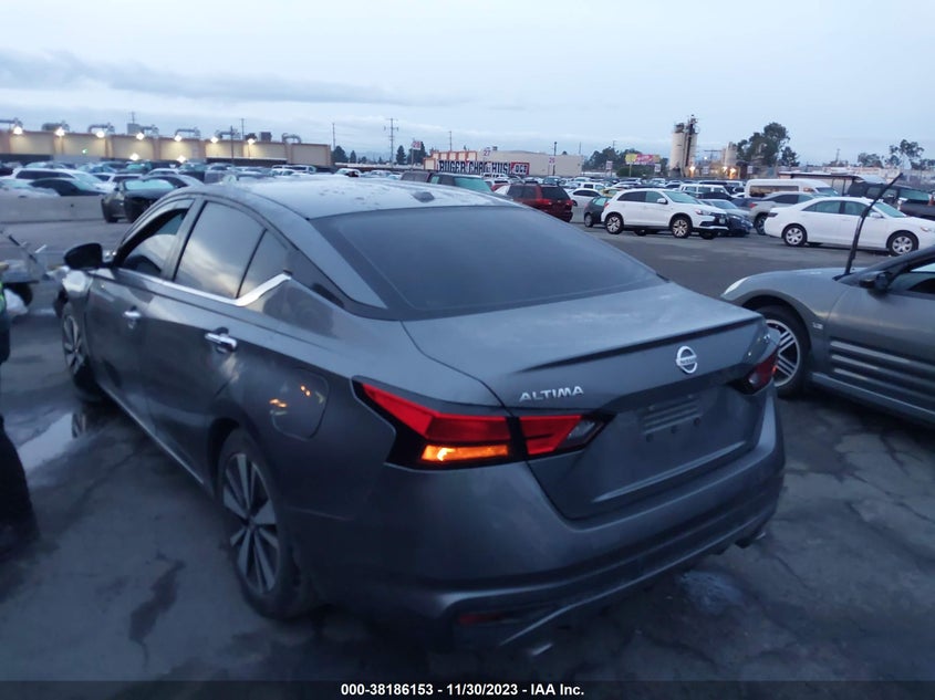 VIN 1N4BL4DV9KC121002 2019 NISSAN ALTIMA SV