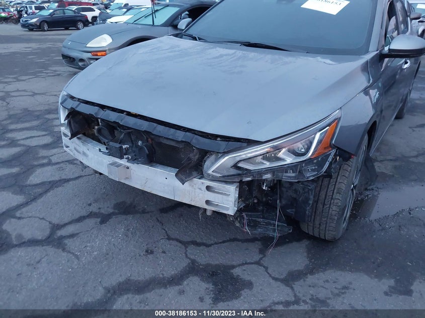 VIN 1N4BL4DV9KC121002 2019 NISSAN ALTIMA SV