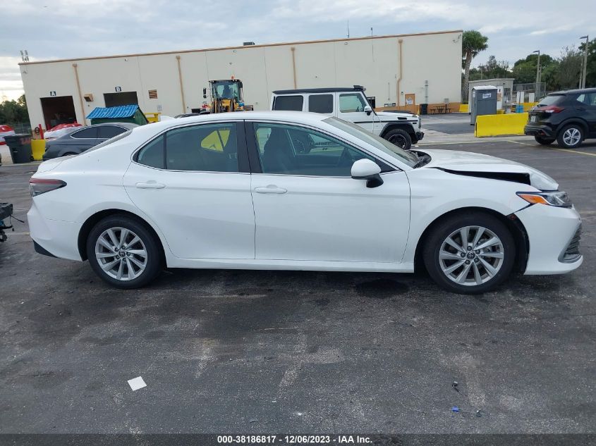 2022 TOYOTA CAMRY LE - 4T1C11AK8NU013302