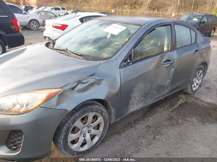 2013 MAZDA MAZDA3 I SV - JM1BL1TF6D1755126