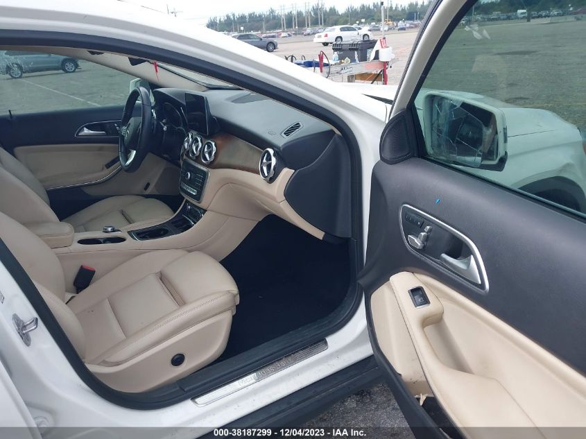 2019 MERCEDES-BENZ GLA 250 - WDCTG4EB8KU016110