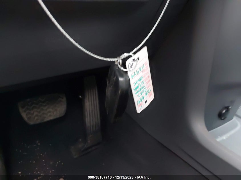 VIN 5TDYRKEC6NS110479 2022 TOYOTA SIENNA XLE