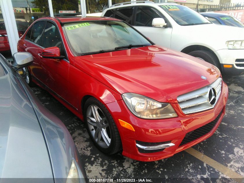 2013 MERCEDES-BENZ C 250 - WDDGF4HB0DR261369