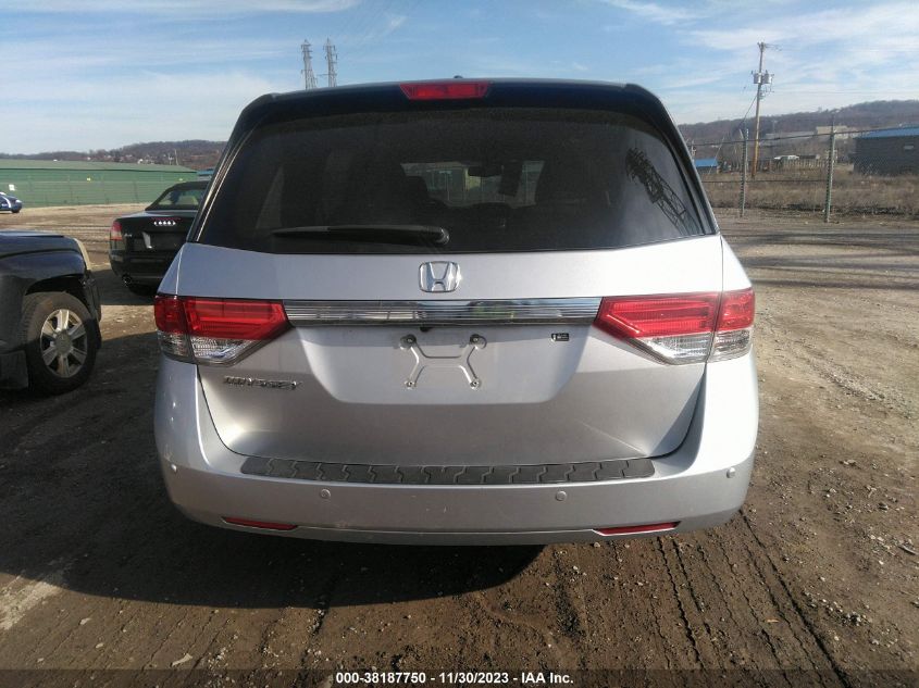 VIN 5FNRL5H68FB065998 2015 HONDA ODYSSEY no.17