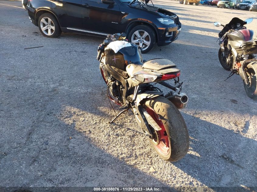 2018 SUZUKI GSX-R750 - JS1GR7MA3J2100996