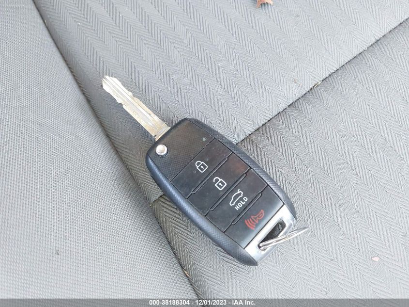 2016 KIA FORTE LX - KNAFK4A68G5549244