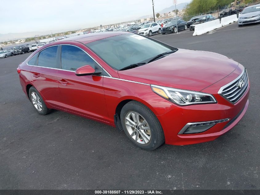 2015 HYUNDAI SONATA 2.4L SE - 5NPE24AF0FH236914