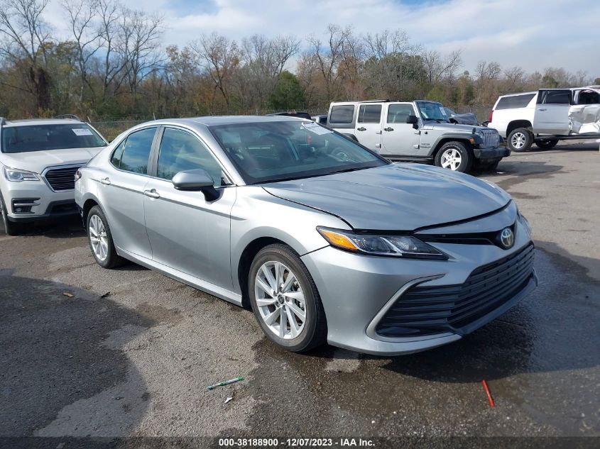 2021 TOYOTA CAMRY LE - 4T1C11AK4MU404364
