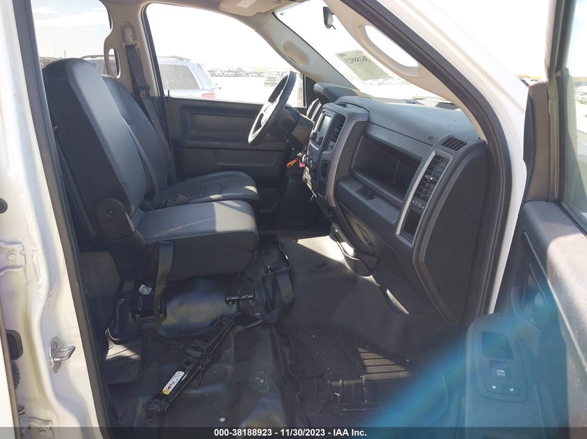 VIN 1C6RR7FG7MS577376 2021 RAM 1500 CLASSIC TRADESMAN