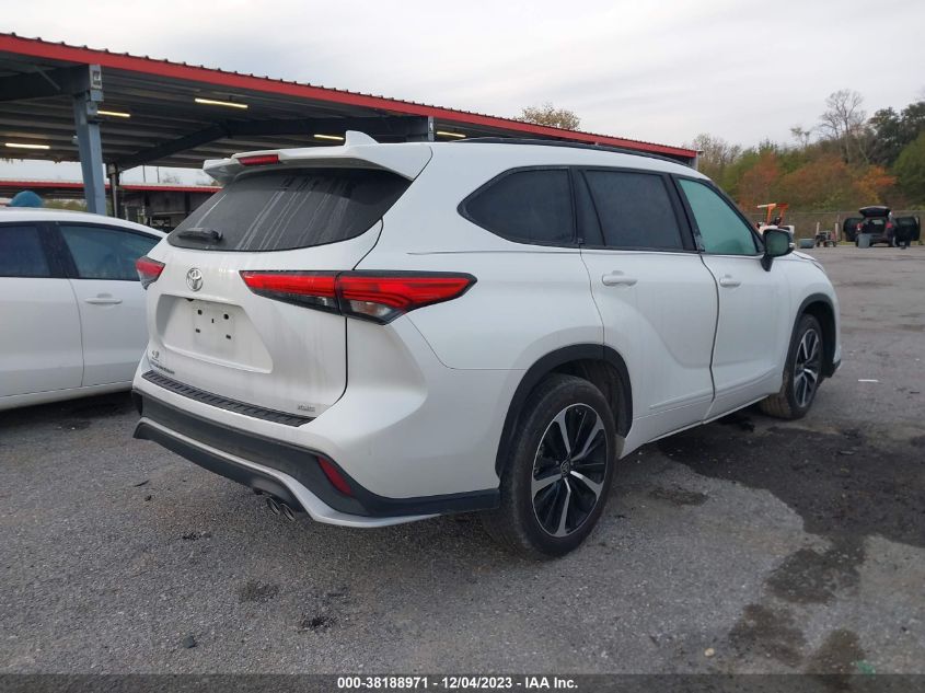 2022 TOYOTA HIGHLANDER XSE - 5TDLZRAH4NS136910