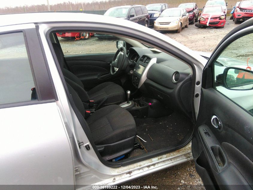 2019 NISSAN VERSA S/S PLUS/SV - 3N1CN7AP0KL821434