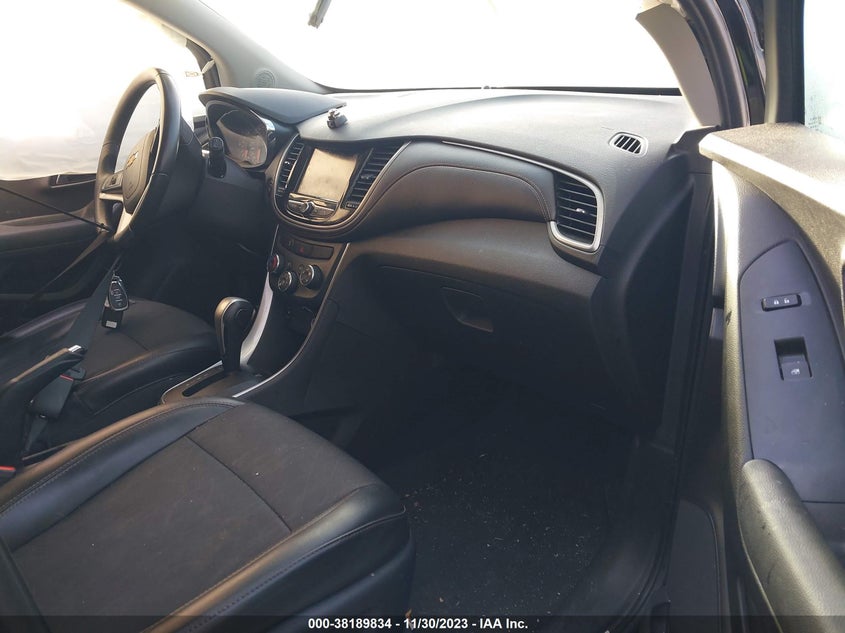 VIN 3GNCJLSB1HL269690 2017 CHEVROLET TRAX 1LT