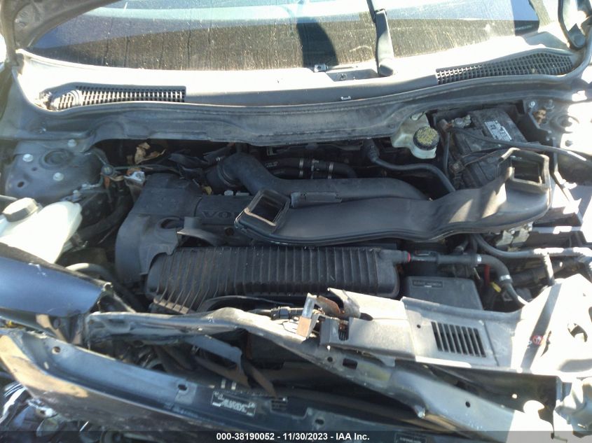 2013 VOLVO C70 T5 YV1672MC8DJ442791