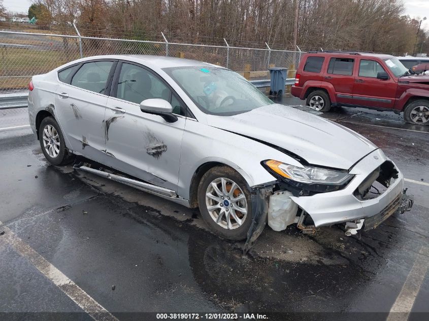 2018 FORD FUSION S - 3FA6P0G70JR125273