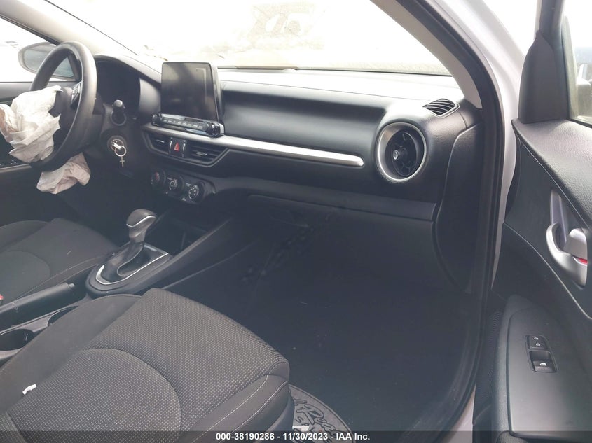 VIN 3KPF24AD5LE147682 2020 KIA FORTE FE/LXS