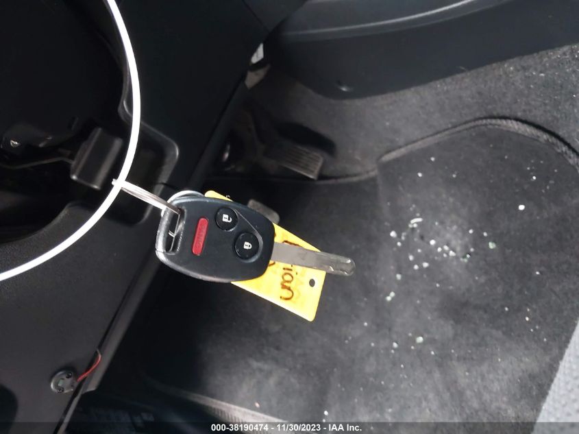 2013 HONDA FIT SPORT - JHMGE8H69DC001528