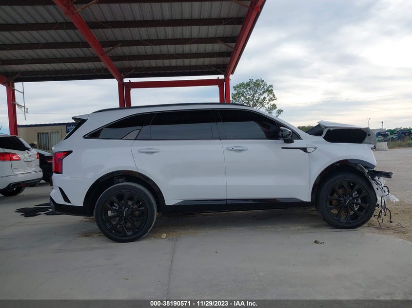 VIN 5XYRK4LF3NG161386 2022 KIA SORENTO SX/SXP