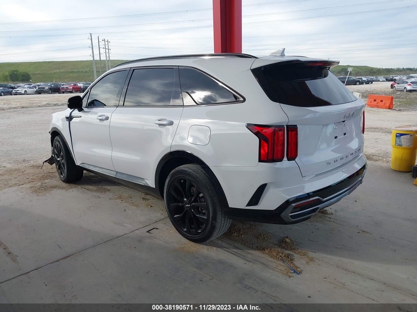 VIN 5XYRK4LF3NG161386 2022 KIA SORENTO SX/SXP